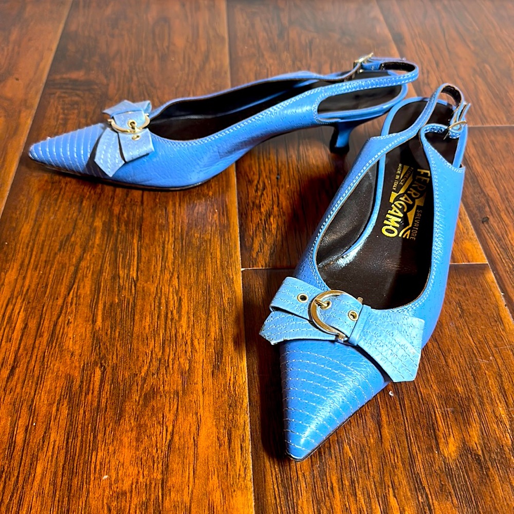 Vintage, Baby Blue Kitten Heel Salvador Ferragamo Sli… Gem